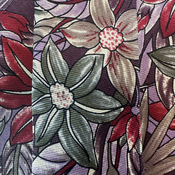 Vintage ISACO Italian 100% Silk Floral Tie Made Italy Botanical 3.5x56 Preppy - Picture 9 of 12